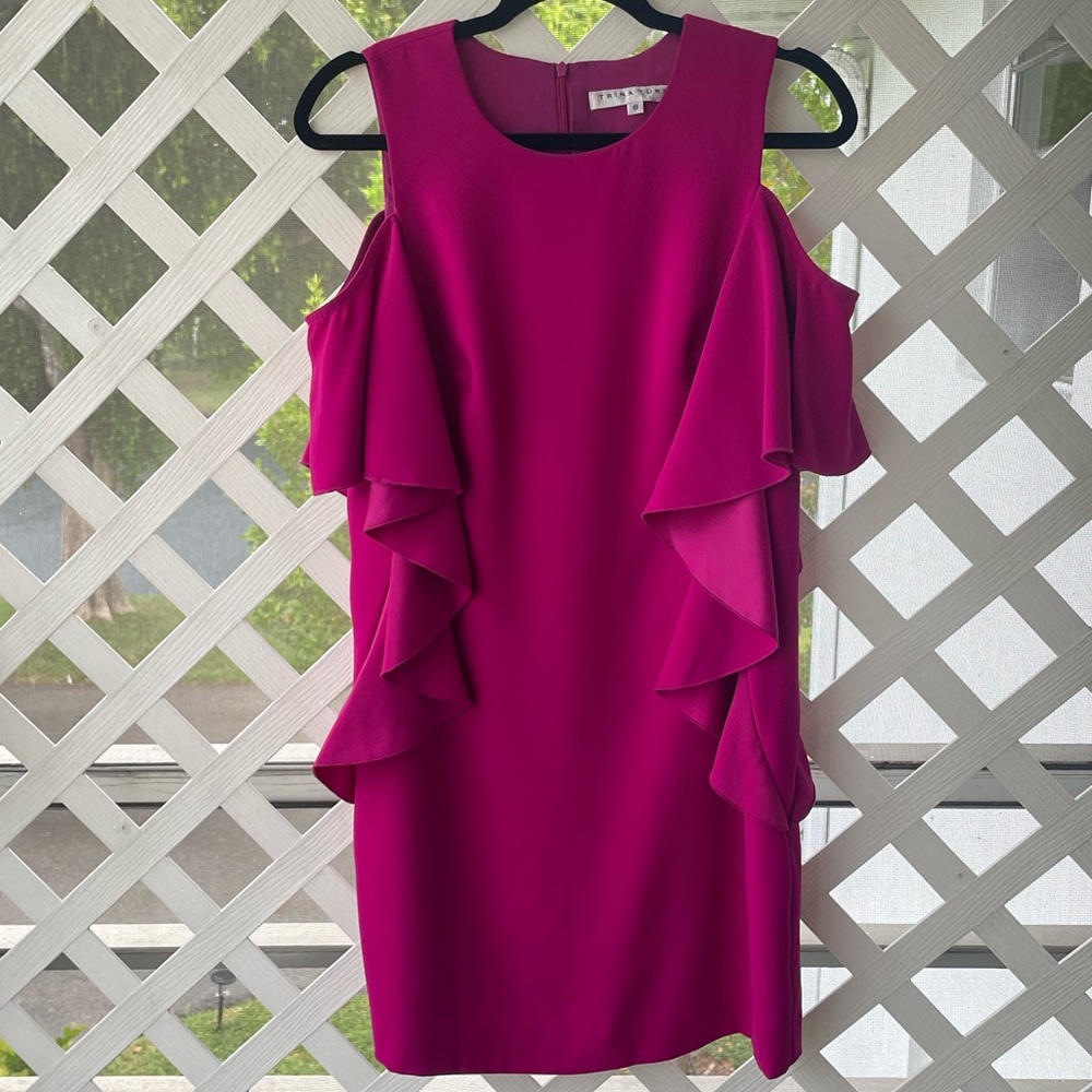 Trina Turk ‘Lambada’ Cold-Shoulder Sheath Dress - Picture 2 of 11